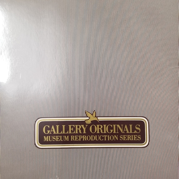 Vintage 1984 Paisley Silk Scarf Avon Reproduction - Picture 6 of 7